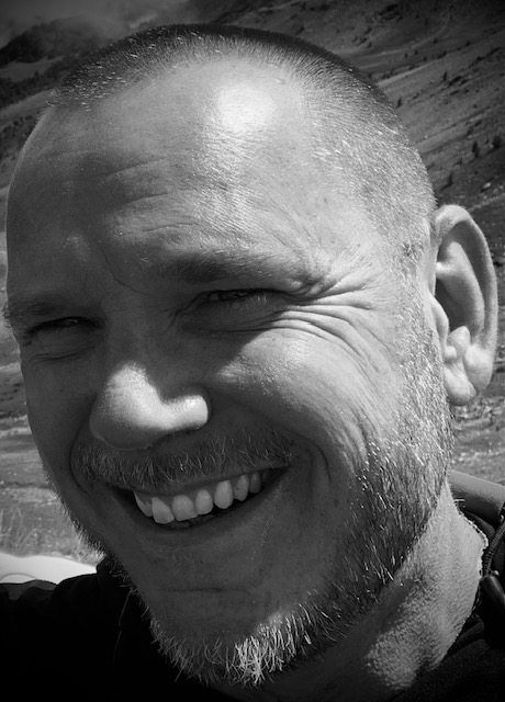 Lionel mallet fondateur de RivaluxConcept- Installer des panneaux photovoltaiques dans le 06 - RivaluxConcept un partenaire de confiance