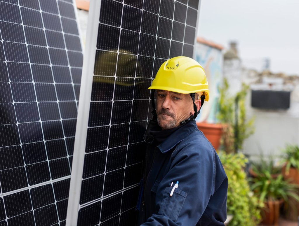 installer des panneaux solaires avec RivaluxConcept à Nice - qualité garantie 100%