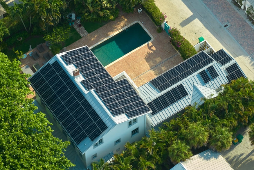 Installer des panneaux solaires avec RivaluxConcept à Nice - qualité garantie 100%